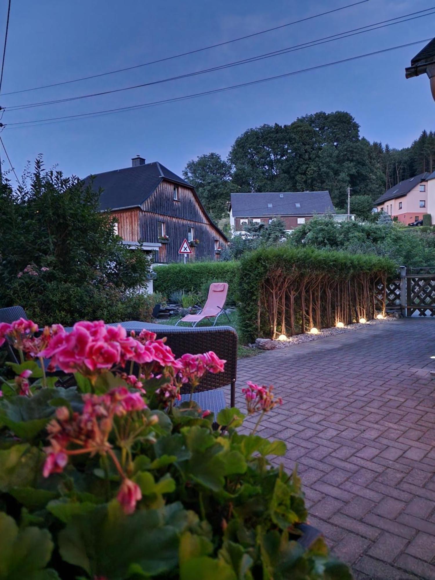Ferienwohnung Haus Sonnenblick Burkhardtsdorf Dış mekan fotoğraf